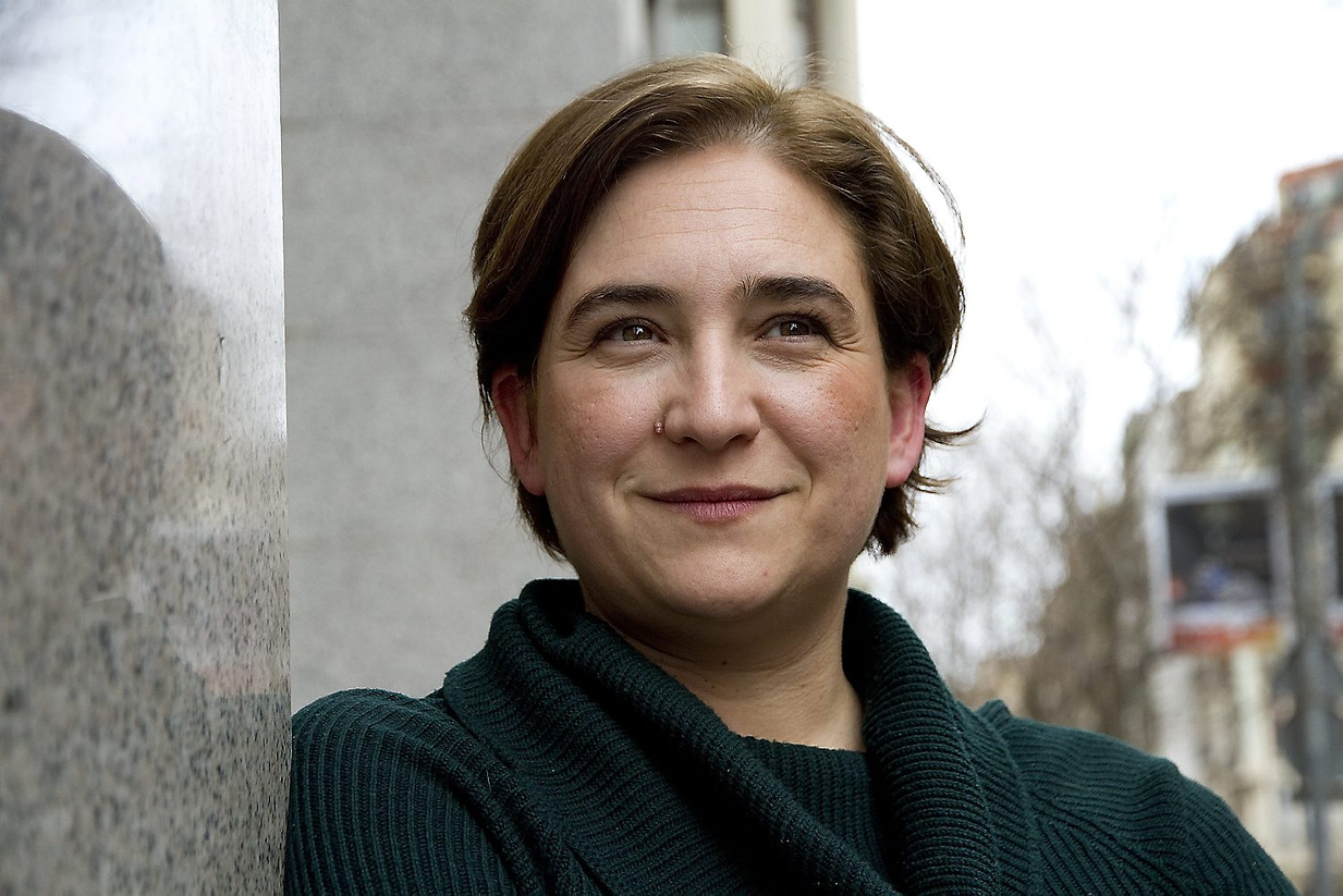 Barselona Belediye Başkanı Ada Colau: Biseksüelim | Kaos GL - LGBTİ+ Haber Portalı Haber