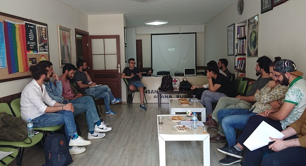 Medya Okulu Adana’daydı: Kendi haberimizi yazabiliriz! Kaos GL - LGBTİ+ Haber Portalı