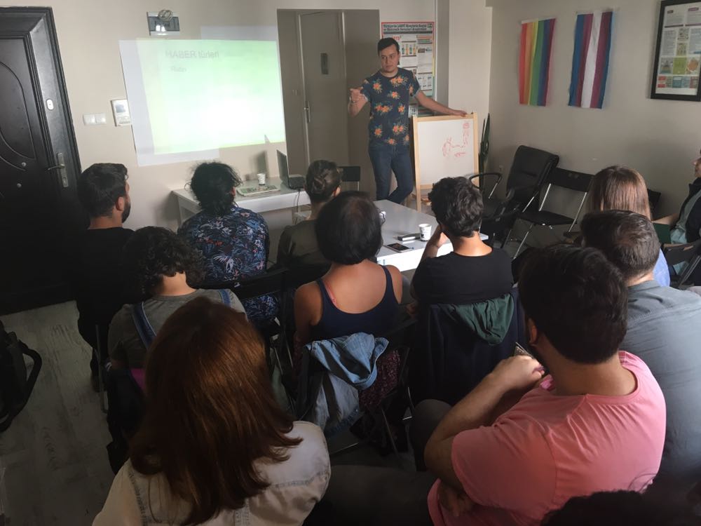 İzmir Medya Okulu nasıl geçti? | Kaos GL - LGBTİ+ Haber Portalı Haber