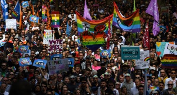 Avustralya&rsquo;da on binler evlilik eşitliği için yürüdü | Kaos GL - LGBTİ+ Haber Portalı Haber