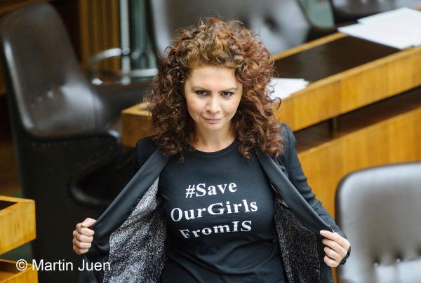 Yeşil Vekil Berivan Aslan: &lsquo;Bu kışta bize düşen baharı örgütlemek&rsquo; | Kaos GL - LGBTİ+ Haber Portalı Haber