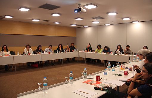 Toplumsal Cinsiyet Odaklı Habercilik Projesi’nin ilk buluşması yapıldı Kaos GL - LGBTİ+ Haber Portalı