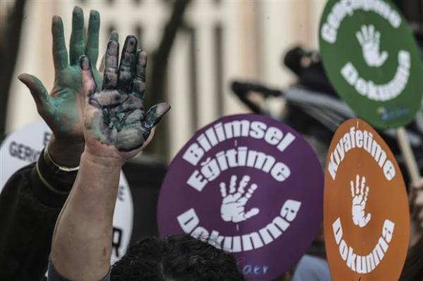 ‘Müfredat değişikliği toplum mühendisliğinin son adımıdır!’ Kaos GL - LGBTİ+ Haber Portalı