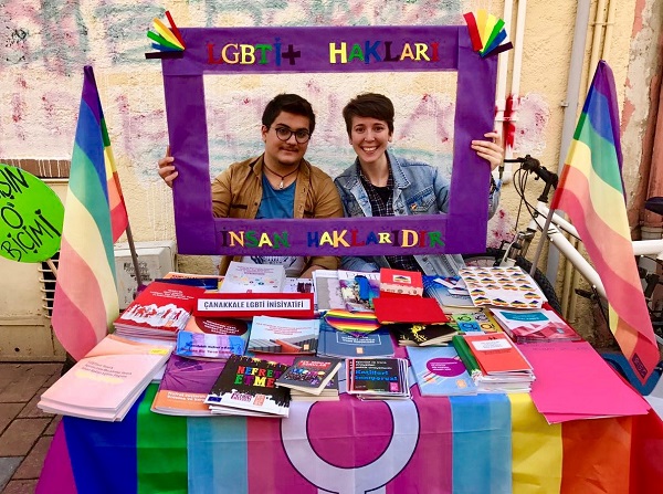 Çanakkale sokakları gökkuşağına boyandı | Kaos GL - LGBTİ+ Haber Portalı Haber