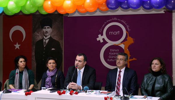 Çankaya Belediyesi&rsquo;nden 8 Mart&rsquo;ta çifte protokol | Kaos GL - LGBTİ+ Haber Portalı Haber