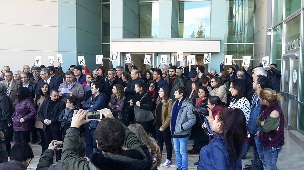 Çukurova Üniversitesi, akademisyenlerini uğurladı | Kaos GL - LGBTİ+ Haber Portalı Haber