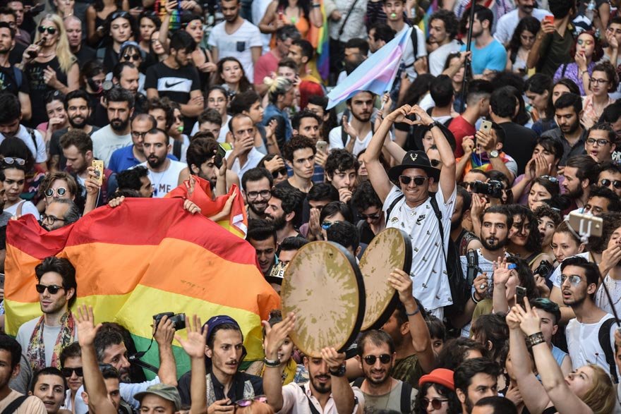 Özgürlük ve eşitlik olmadan 3’ün 1’i yetmez! Kaos GL - LGBTİ+ Haber Portalı