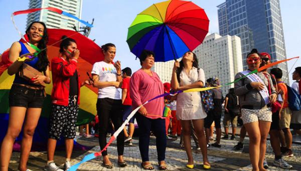 Endonezya’da LGBT’lerin medyada yer alması için editörler ‘tarafsız’ kalamaz | Kaos GL - LGBTİ+ Haber Portalı Haber