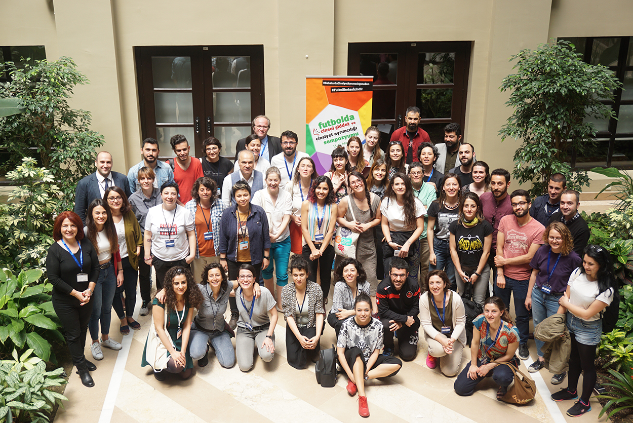 Futbolda cinsel şiddet ve cinsiyet ayrımcılığı tartışıldı | Kaos GL - LGBTİ+ Haber Portalı Haber