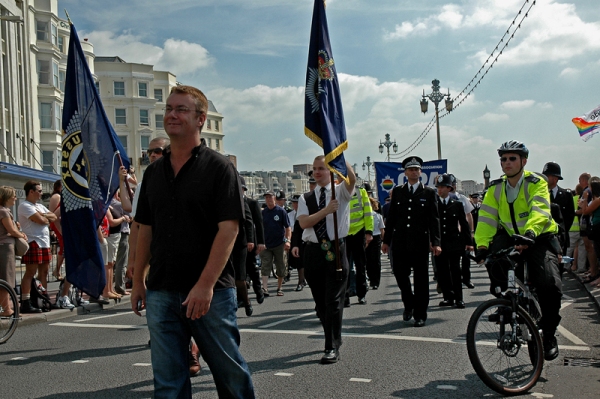 Gey Polis açılımı: Perhiz ve Lahana Turşusu! | Kaos GL - LGBTİ+ Haber Portalı Haber