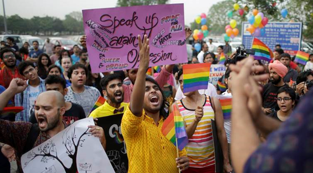 Hindistan’da mahkeme eşcinsel ilişkiyi suç olmaktan çıkardı Kaos GL - LGBTİ+ Haber Portalı