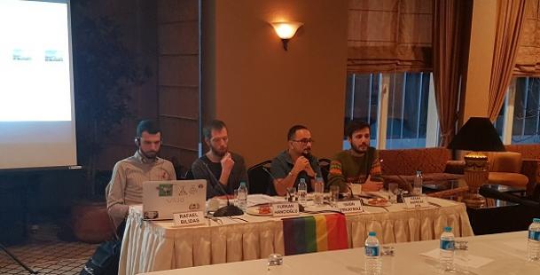 &lsquo;HIV&rsquo;le yaşayan birini görmek, yeni tanı alan biri için hazine&rsquo; | Kaos GL - LGBTİ+ Haber Portalı Haber