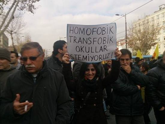 LGBTİ+ öğretmenler çalışma hayatında neler yaşıyor? | Kaos GL - LGBTİ+ Haber Portalı Haber