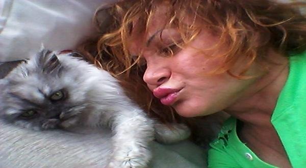 “Hayvan kurtarmaya başladıktan sonra hiçbir hayvan kesilsin istemiyorum” Kaos GL - LGBTİ+ Haber Portalı