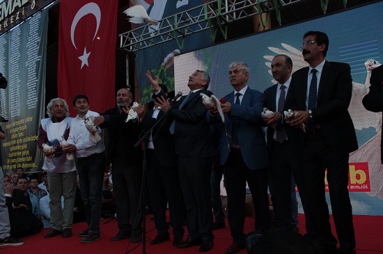 Adana: Emek, Barış, Demokrasi Anıtı açılışı gerçekleşti | Kaos GL - LGBTİ+ Haber Portalı Haber