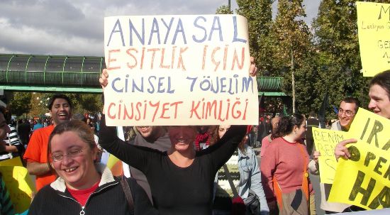 Homofobi Karşıtları 16 Mayıs&rsquo;ta Meclis&rsquo;te! | Kaos GL - LGBTİ+ Haber Portalı Haber