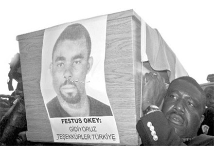 Festus Okey Davası Yeniden Başlıyor | Kaos GL - LGBTİ+ Haber Portalı Haber