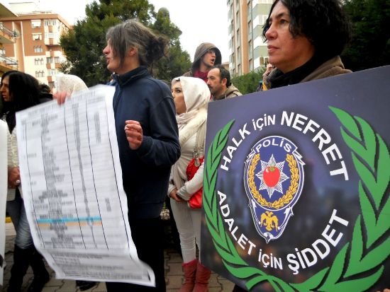 Hükümetin Seks İşçiliği Politikası Gerçekçi Değil! Kaos GL - LGBTİ+ Haber Portalı