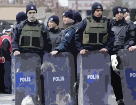 Sığındığı Karakolda Şiddete Uğradı | Kaos GL - LGBTİ+ Haber Portalı Haber