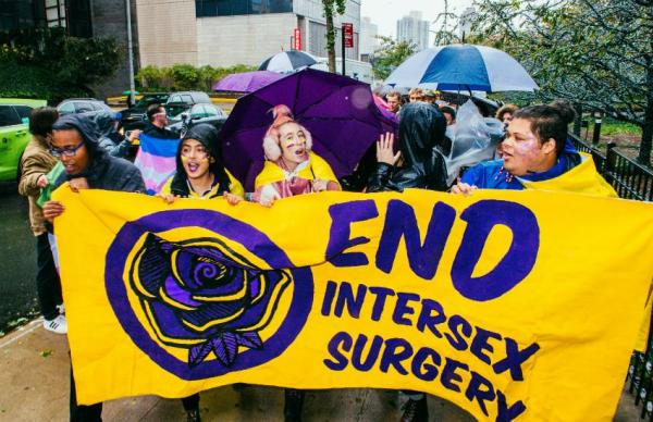 İnterseksler New York’ta yürüdü: Cerrahi müdahaleye son! Kaos GL - LGBTİ+ Haber Portalı