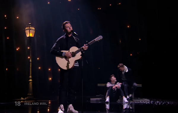 İrlanda’nın Eurovision 2018 performansı: Okyanusta iki buz dağı gibi | Kaos GL - LGBTİ+ Haber Portalı Haber