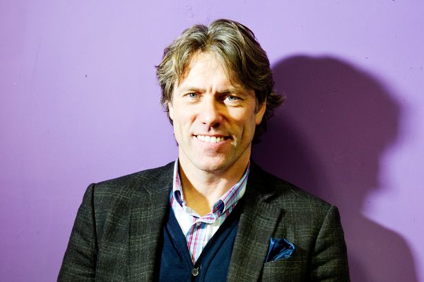 John Bishop: Eşcinsel çocuklarınızı sevin | Kaos GL - LGBTİ+ Haber Portalı Haber