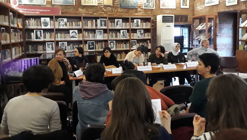 kADIN YAZIsı’ndan: Birbirimizin hikayesiyle güçlenmek Kaos GL - LGBTİ+ Haber Portalı