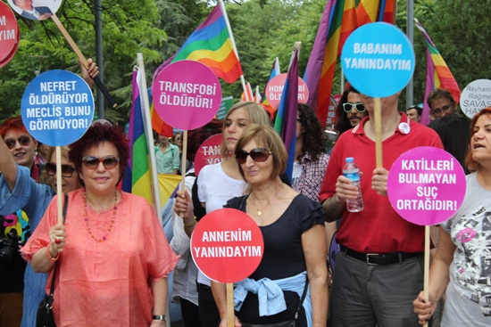 “Bizi ve çocuklarımızı dinlemenin vakti geldi” | Kaos GL - LGBTİ+ Haber Portalı Haber