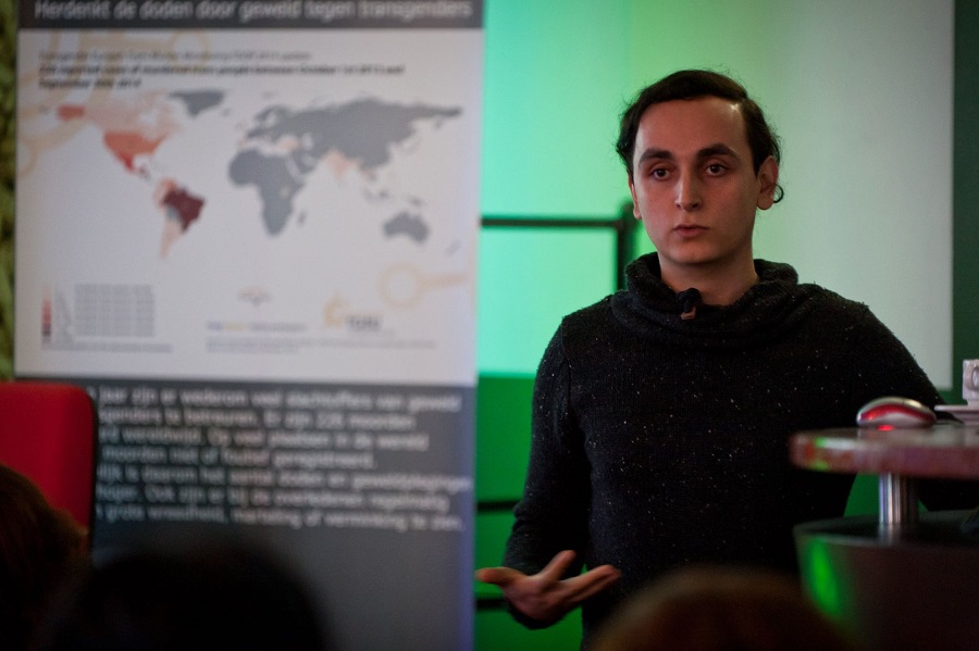 Seks işçilerinin müşteri arama yöntemlerine yeni cezalar Kaos GL - LGBTİ+ Haber Portalı