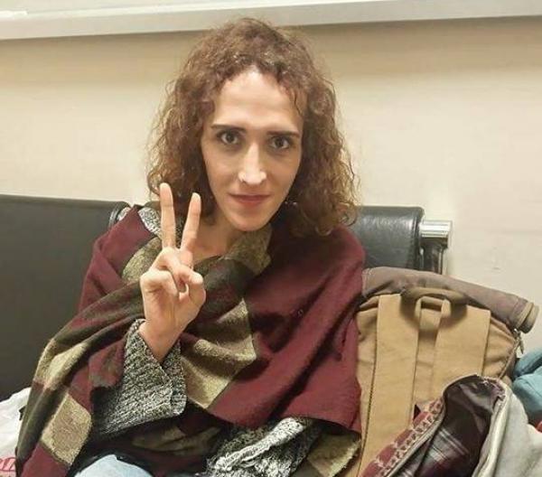 Kıvılcım Arat’ı nezarethanede erkek bölümüne koymaya çalıştılar! Kaos GL - LGBTİ+ Haber Portalı