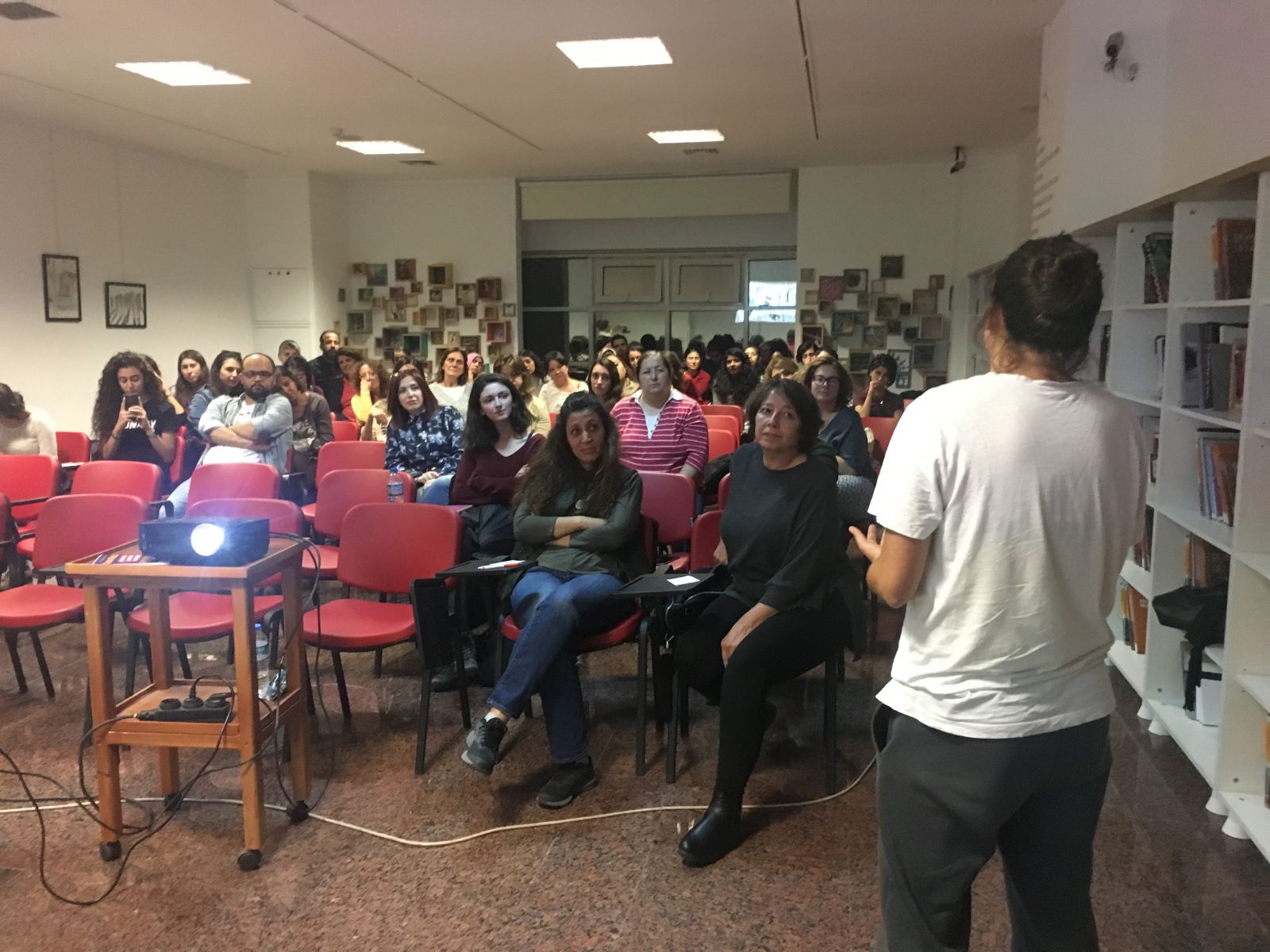 Kız çocukların geleceği için alternatif adımlar! Kaos GL - LGBTİ+ Haber Portalı