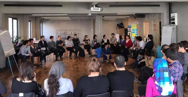 Lambdaistanbul yeni mekanında ilk etkinliğini yaptı Kaos GL - LGBTİ+ Haber Portalı