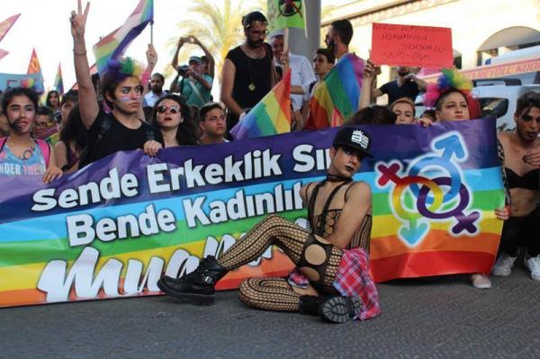 “Onur Haftası tüm heteroseksizm karşıtları için ortak mücadele zamanı” Kaos GL - LGBTİ+ Haber Portalı