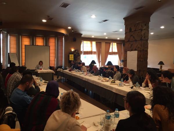 Gökkuşağı Aile Grubu sosyal hizmet uzmanları ile buluştu Kaos GL - LGBTİ+ Haber Portalı