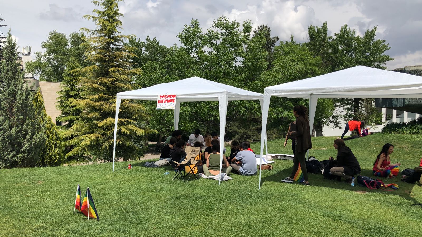 Fıskiyeli engele kovalı müdahale | Kaos GL - LGBTİ+ Haber Portalı Haber