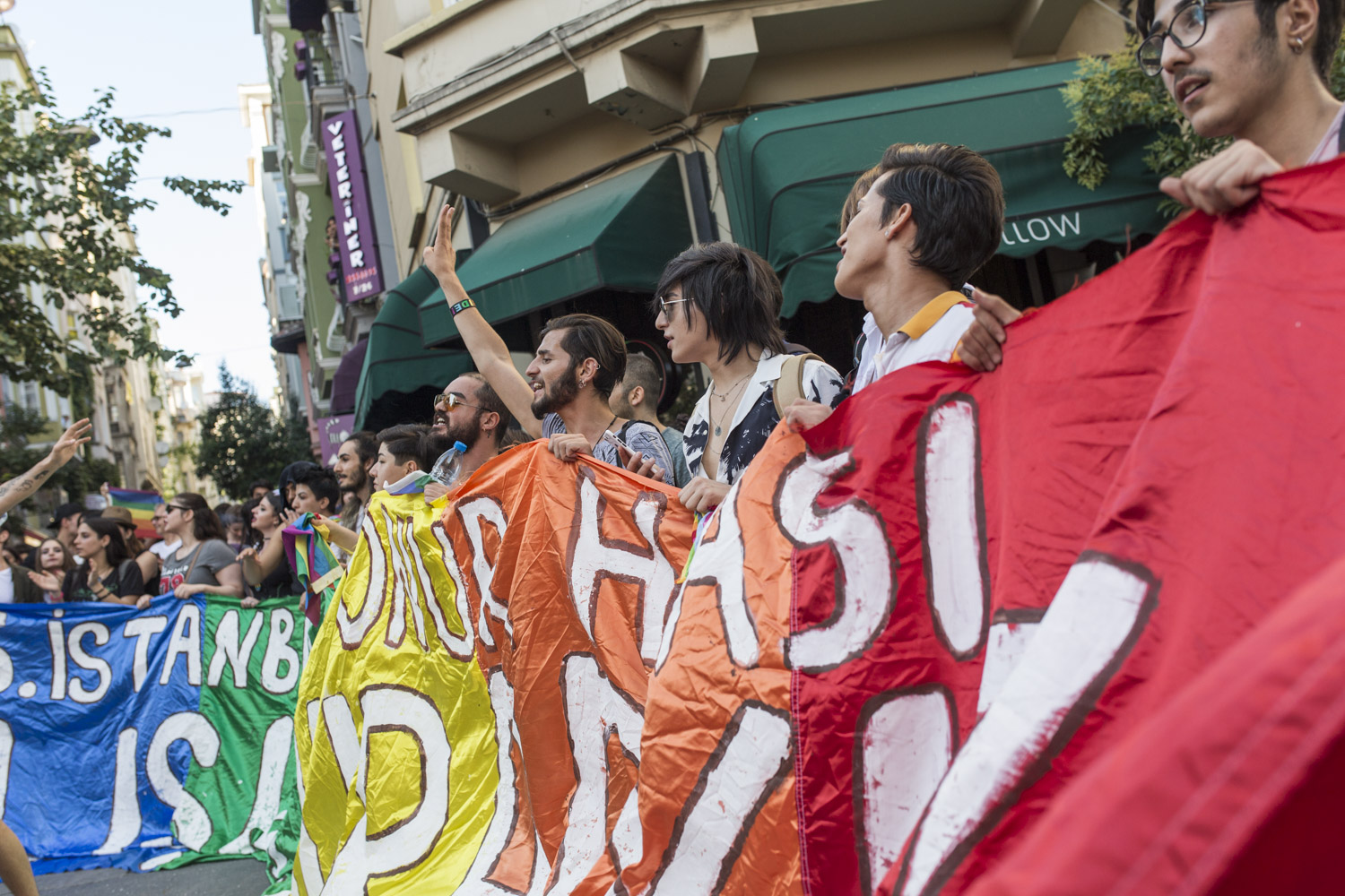 Af Örgütü: Onur Yürüyüşü engellenerek ifade özgürlüğü yine yok sayıldı | Kaos GL - LGBTİ+ Haber Portalı Haber