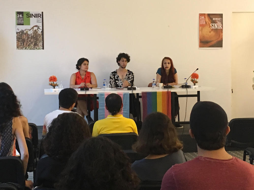 “Çaresizliğe acımaktan” haklara hukukta trans geçiş süreci | Kaos GL - LGBTİ+ Haber Portalı Haber