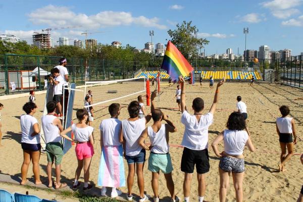 Birlikte paslaşarak sporun tadına varmak | Kaos GL - LGBTİ+ Haber Portalı Haber