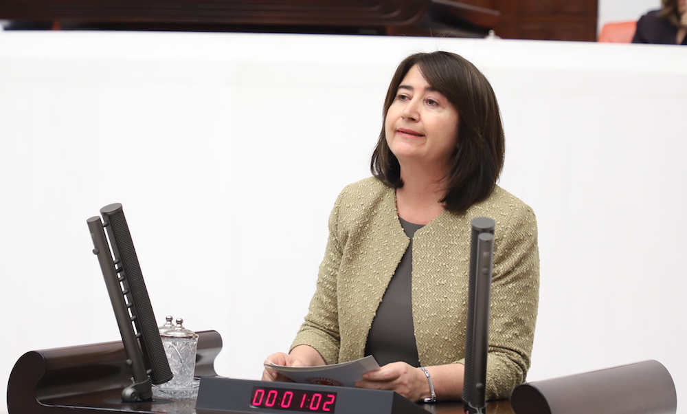 HDP Milletvekili Kemalbay, Onur Haftası yasaklarını İçişleri Bakanı’na sordu | Kaos GL - LGBTİ+ Haber Portalı Haber