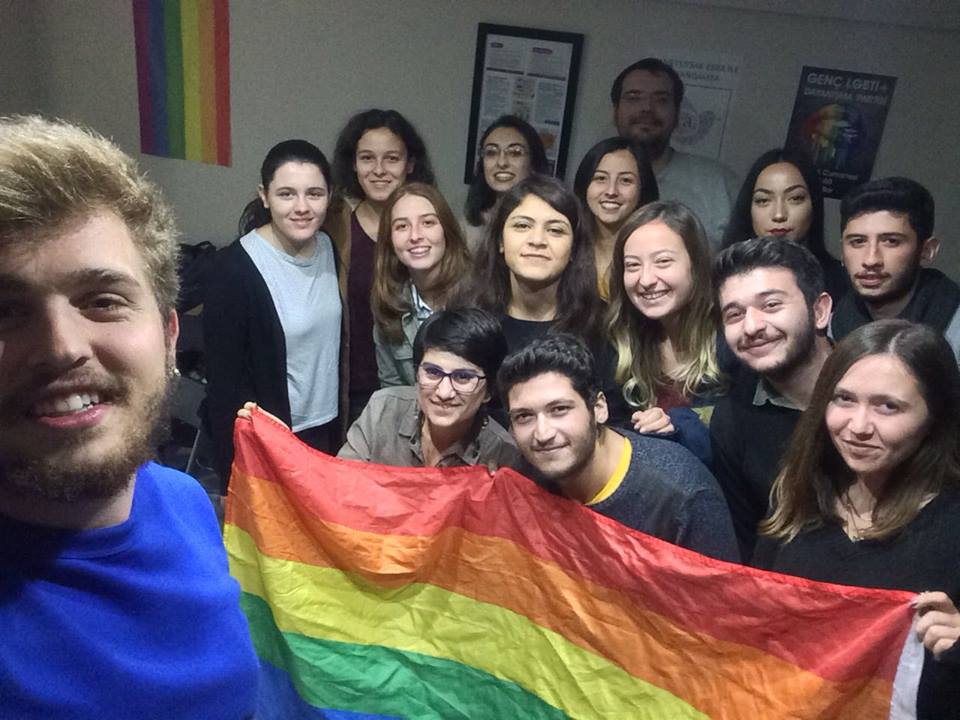 SHU-Der İzmir LGBTİ+ Komisyonu kuruldu! Kaos GL - LGBTİ+ Haber Portalı