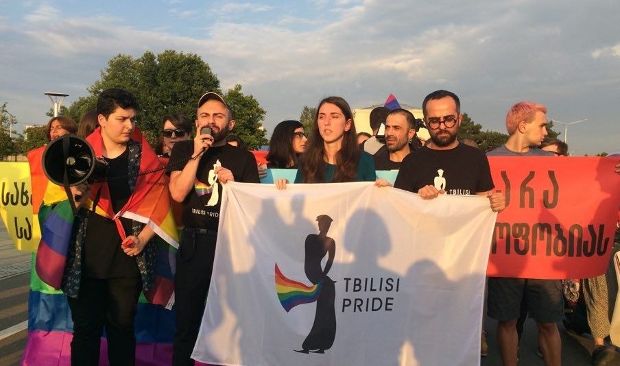 Tehditlerin ardından Tiflis’in ilk Onur Yürüyüşü | Kaos GL - LGBTİ+ Haber Portalı Haber