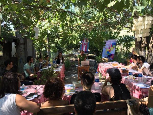 Translar haklarını ve ihlallere karşı mücadeleyi tartıştı Kaos GL - LGBTİ+ Haber Portalı