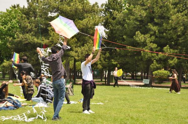 Kites flew against discrimination on 17th of May | Kaos GL - News Portal for LGBTI+ News