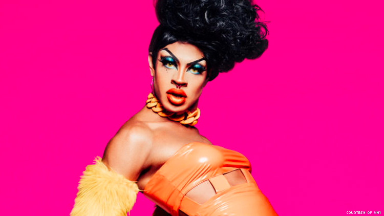Yvie Oddly: Şükürler olsun ki dışarıda yoldaş zebralar var | Kaos GL - LGBTİ+ Haber Portalı Haber