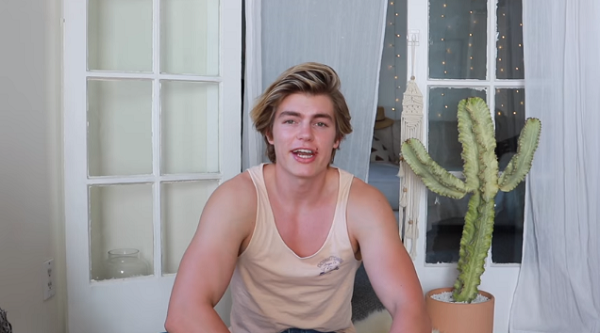 Zander Hodgson eşcinsel olarak açıldı Kaos GL - LGBTİ+ Haber Portalı