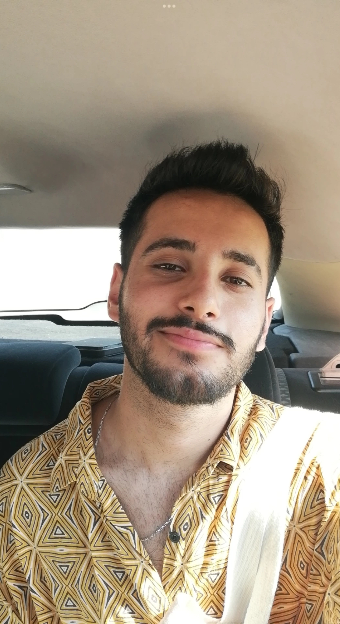 Celal  | Kaos GL - LGBTİ+ Haber Portalı Gökkuşağı Forumu Köşe Yazarı