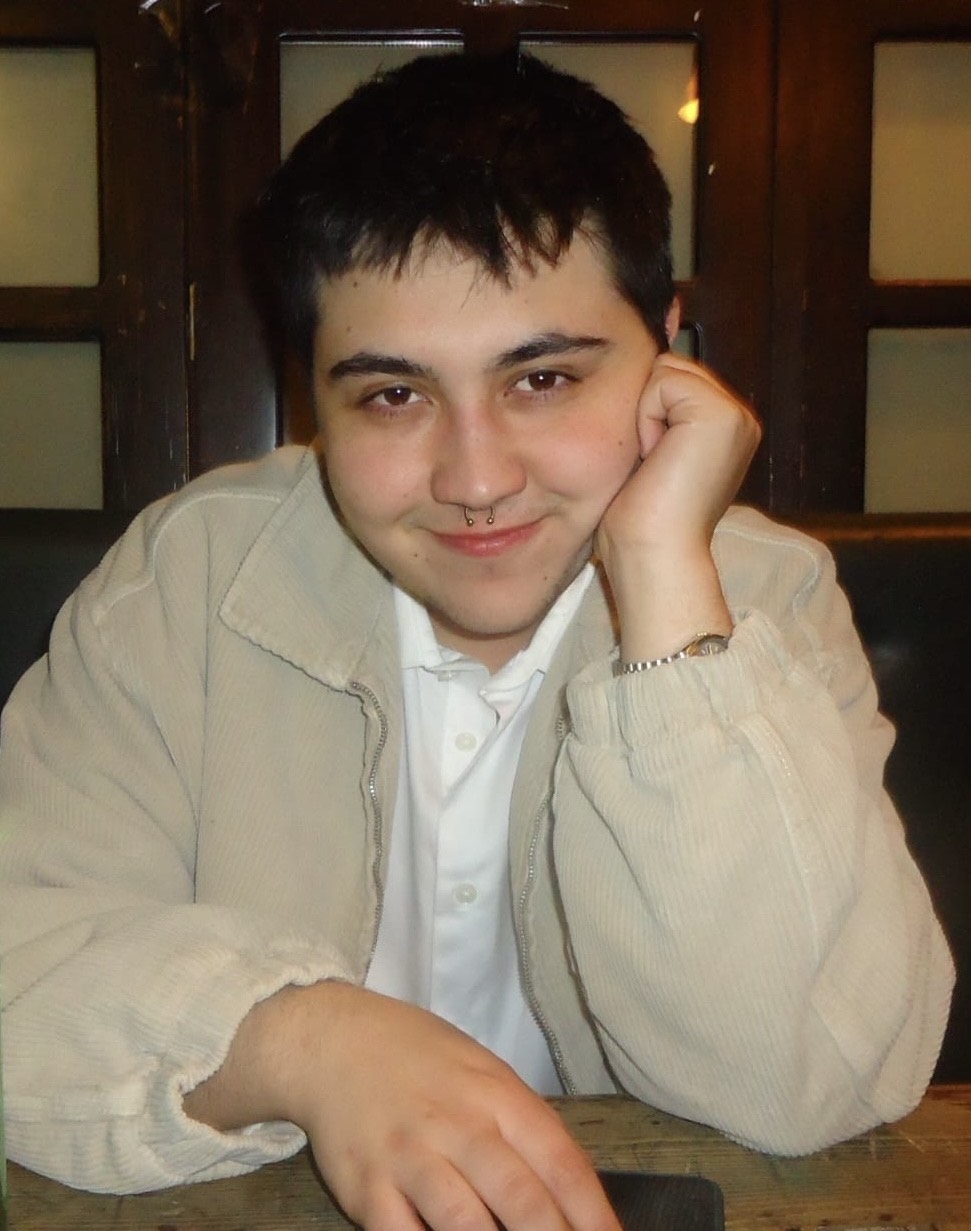 Doğa Çatalkaya | Kaos GL - LGBTİ+ Haber Portalı Gökkuşağı Forumu Köşe Yazarı