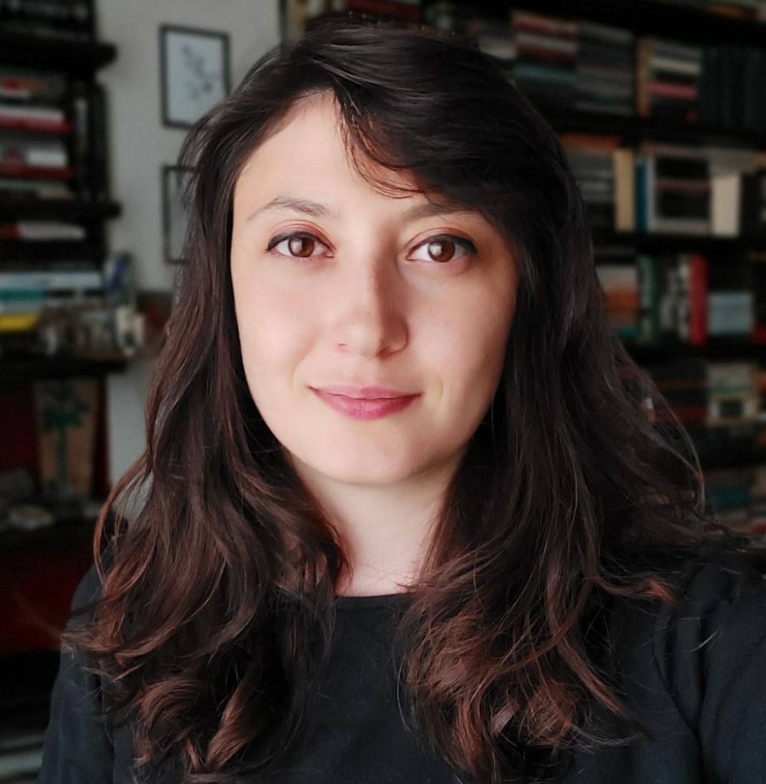 Beyza Kural | Kaos GL - LGBTİ+ Haber Portalı Gökkuşağı Forumu Köşe Yazarı