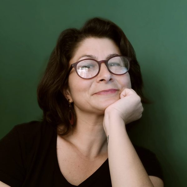 Elçin  Aktoprak | Kaos GL - LGBTİ+ Haber Portalı Gökkuşağı Forumu Köşe Yazarı